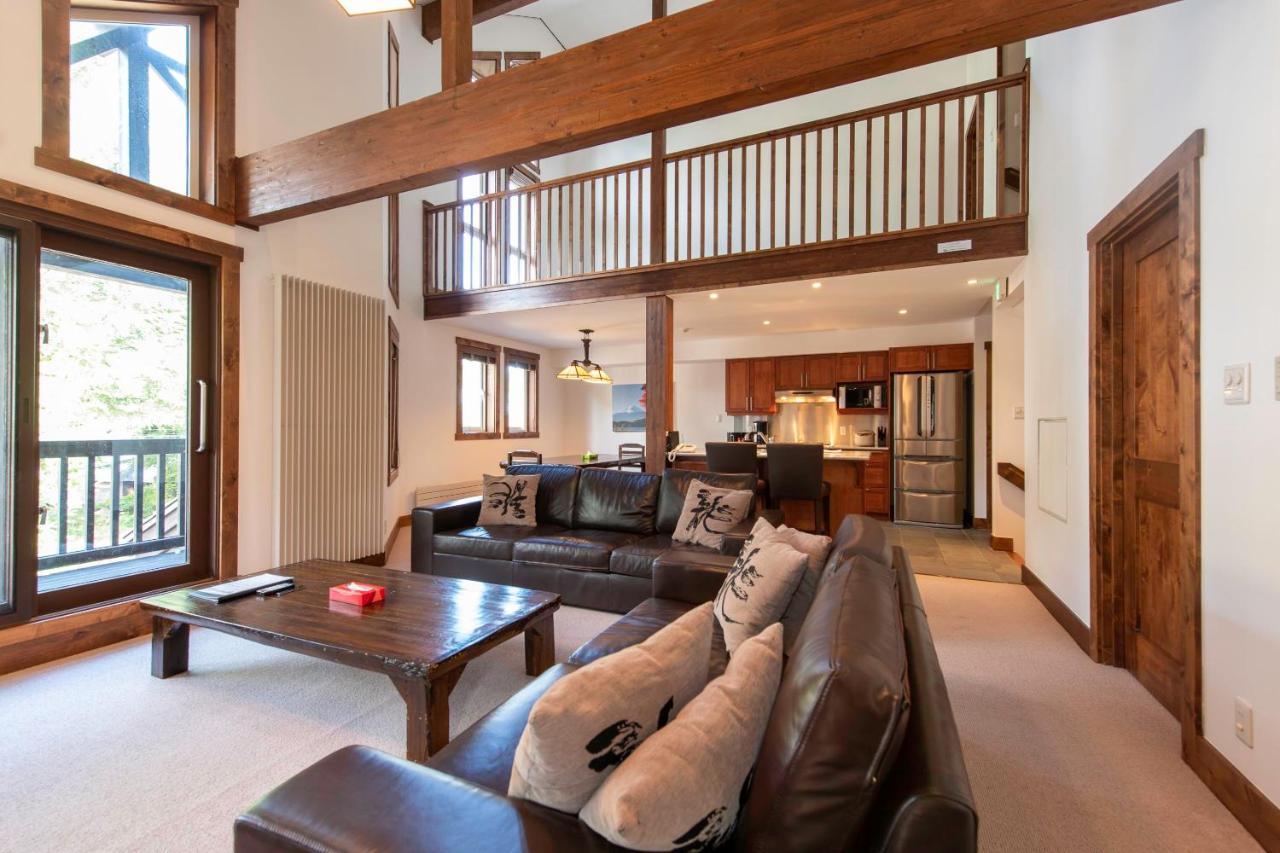Ishi Couloir Villa Кучан Екстериор снимка